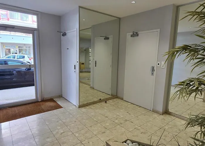 Chez Suzi - Centre Apartment *